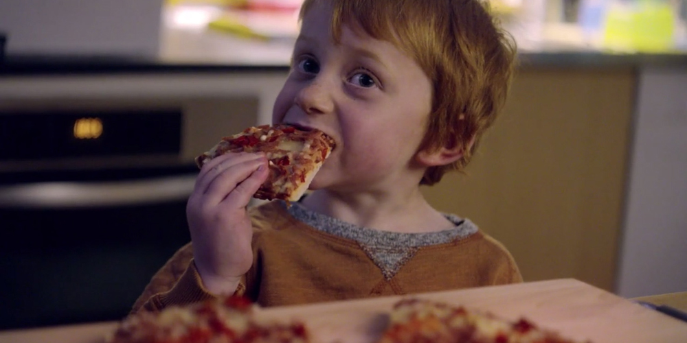 Pizza Grandiosa er den første kinoreklamefilmen som er klar i konkurransen om å bli årets Gullfilm.